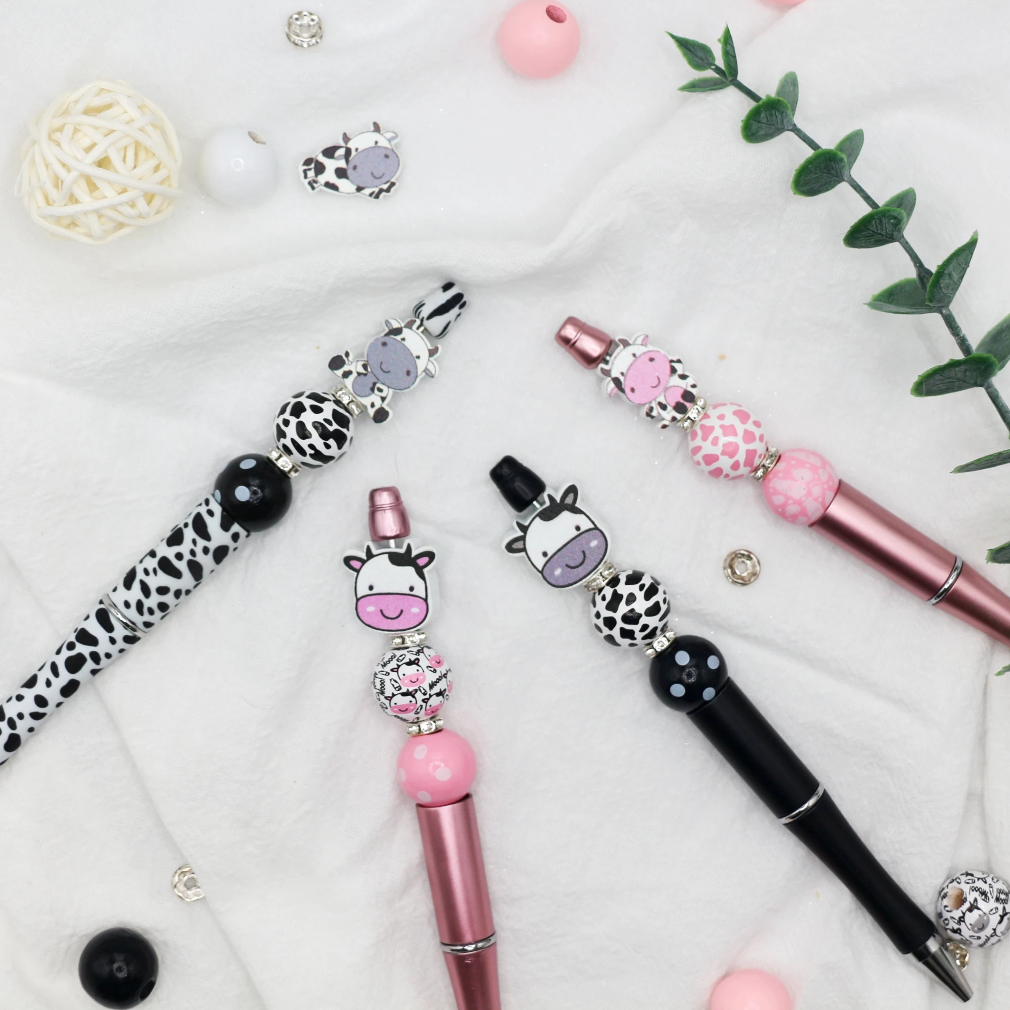9 pcs  cute cow themed black ink DIY bead ballpoint pen and cute cow shaped wooden beads, glitter set, office and school supplie