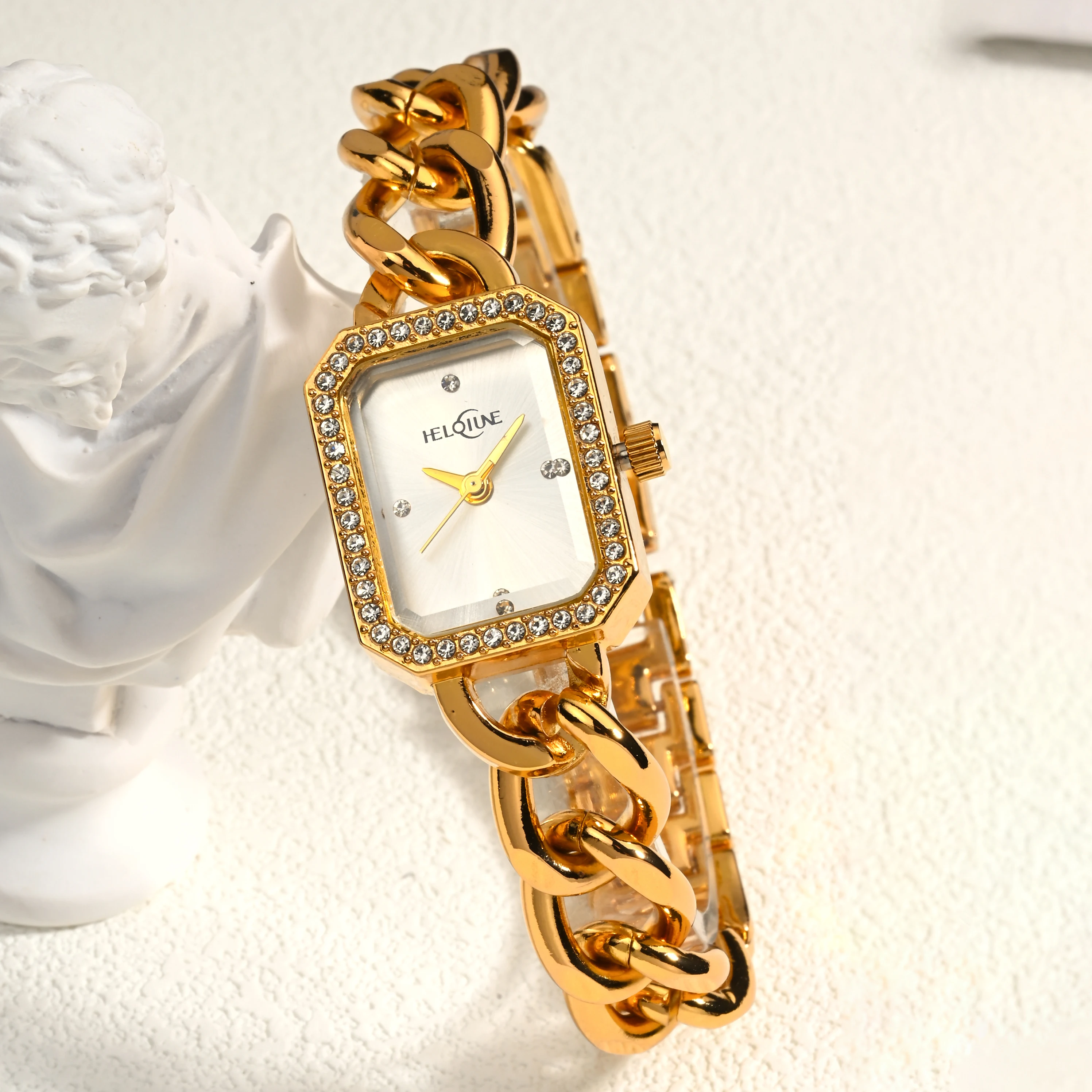 

1 piece of durable openwork wristband 2-year colorfast quartz watch Preppy style, business style Comes with a strap adjuster