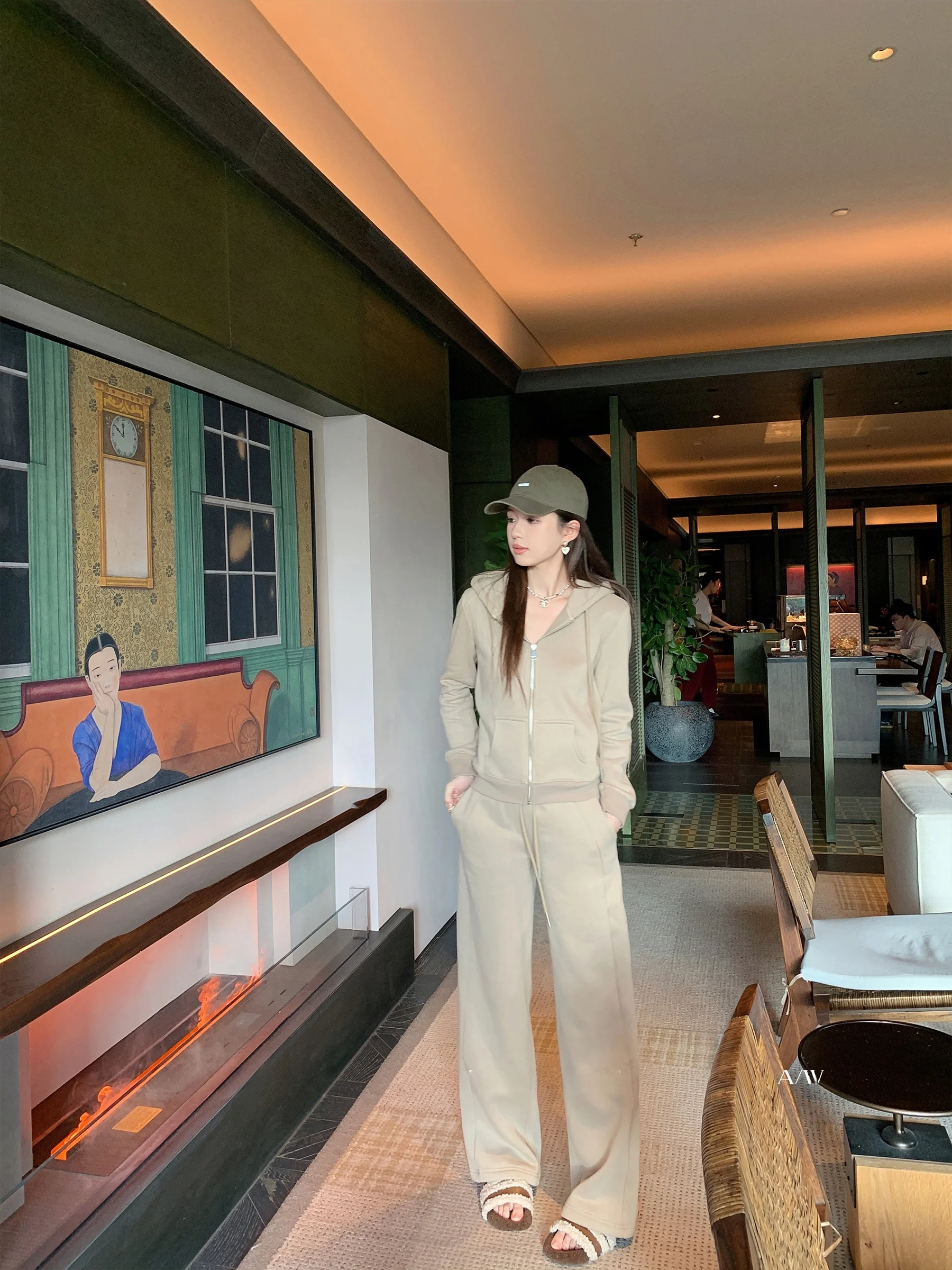 

Женский комплект Sam Seoi: толстовка с длинным рукавом на флисовой подкладке и свободные брюки, повседневный зимний спортивный костюм из двух предметов