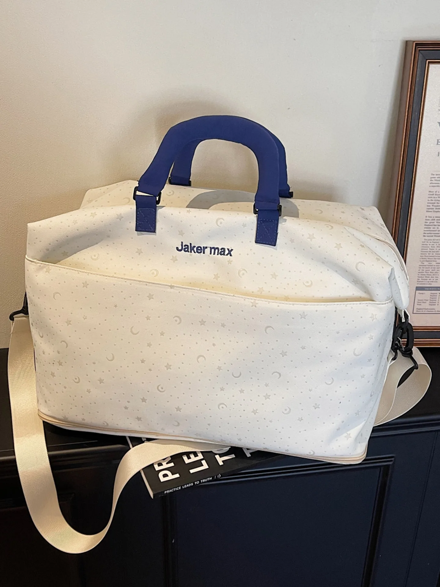 large-capacity-crossbody-bag-travel-handbag-women's-shoulder-bag-lightweight-portable-durable-nylon-for-young-travellers