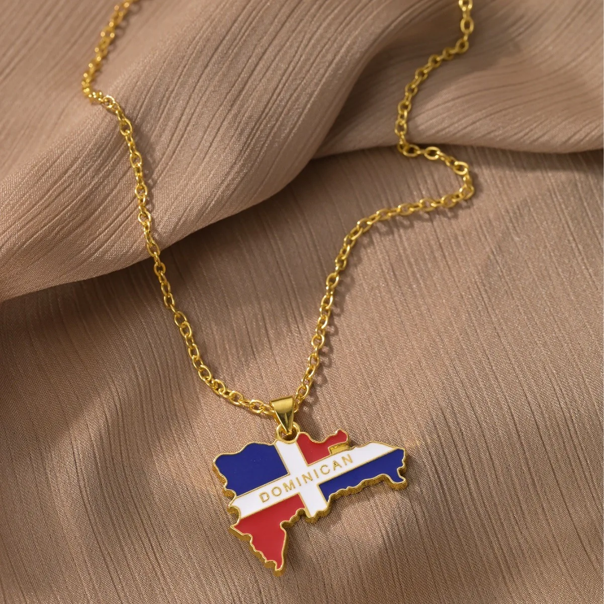 Gold Enamel Dominican Republic Map Pendant Necklace For Women Men Flag Of Dominica Jewelry
