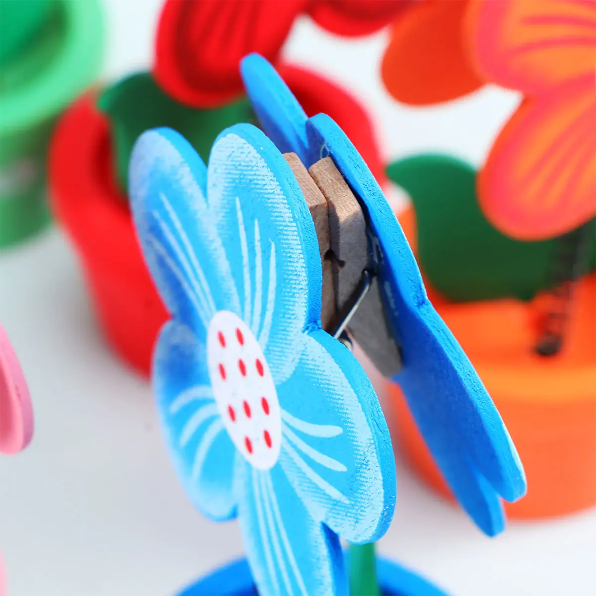 

Набор из 6 деревянных зажимов для заметок в форме цветка, подставка для фото, декор для дома и вечеринок, держатель для карточек, зажим для заметок в виде цветка