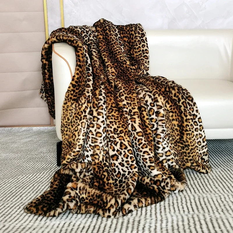 Luxury Leopard Print Faux Fur Throw Blanket Fluffy Soft Warm Winter Blanket for Sofa Bed Retro Style Half Sided Plush Bed Sheet