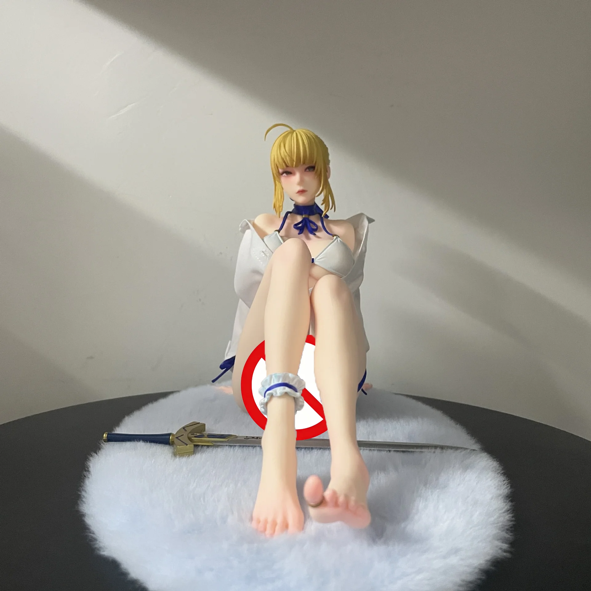 

Eds Saber Artoria Pendragon Gk Figure Beautiful Girl Anime Collectible Model Desktop Decoration For Anime Hobby Collectors
