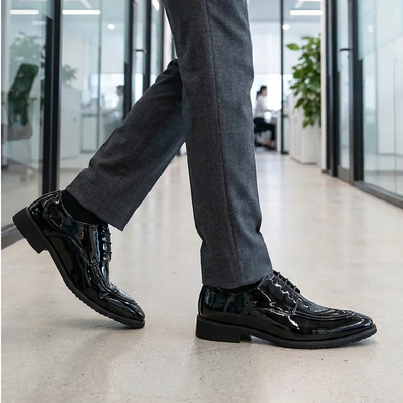 

Retro Men Formal Leather Shoes Black Green Color British Casual Lace-up Business Versatile Suit Shoes Gentleman's Social Shoes