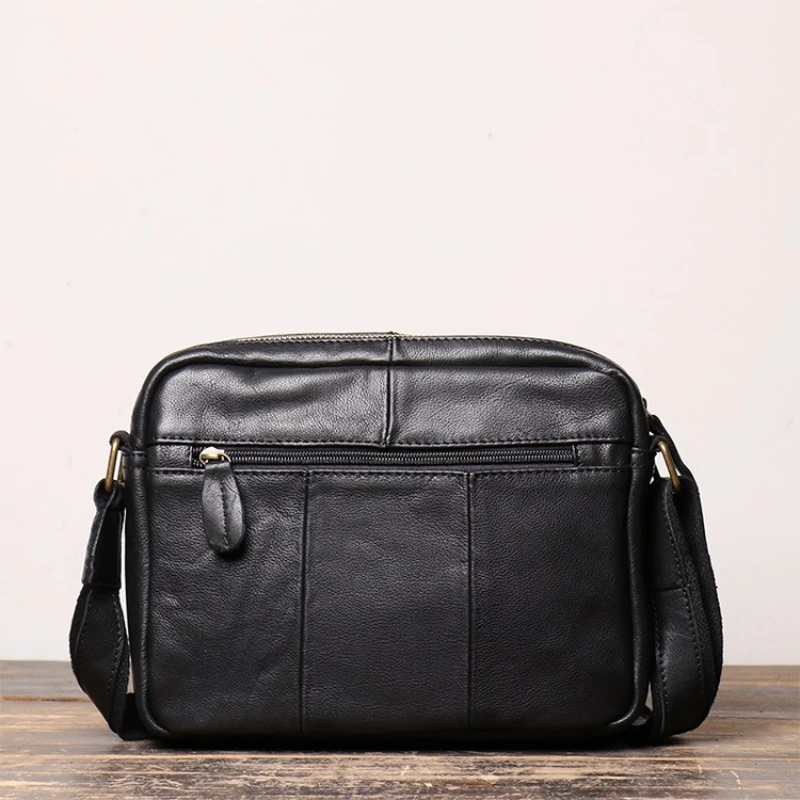 Retro Handmade Leather Men's Shoulder Bag First Layer Cowhide Crossbody Messenger Bag Casual Trend Men 8 Inch Ipad Bag
