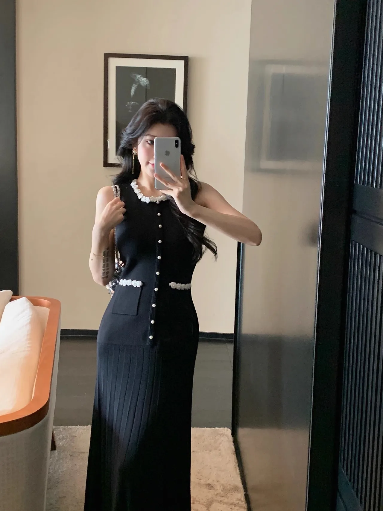 Ladies 2025 Summer Black Sexy Sleeveless O-neck Single Breasted Knit Dress Women Green Elegant Slim Fashion Pleated Long Dresses