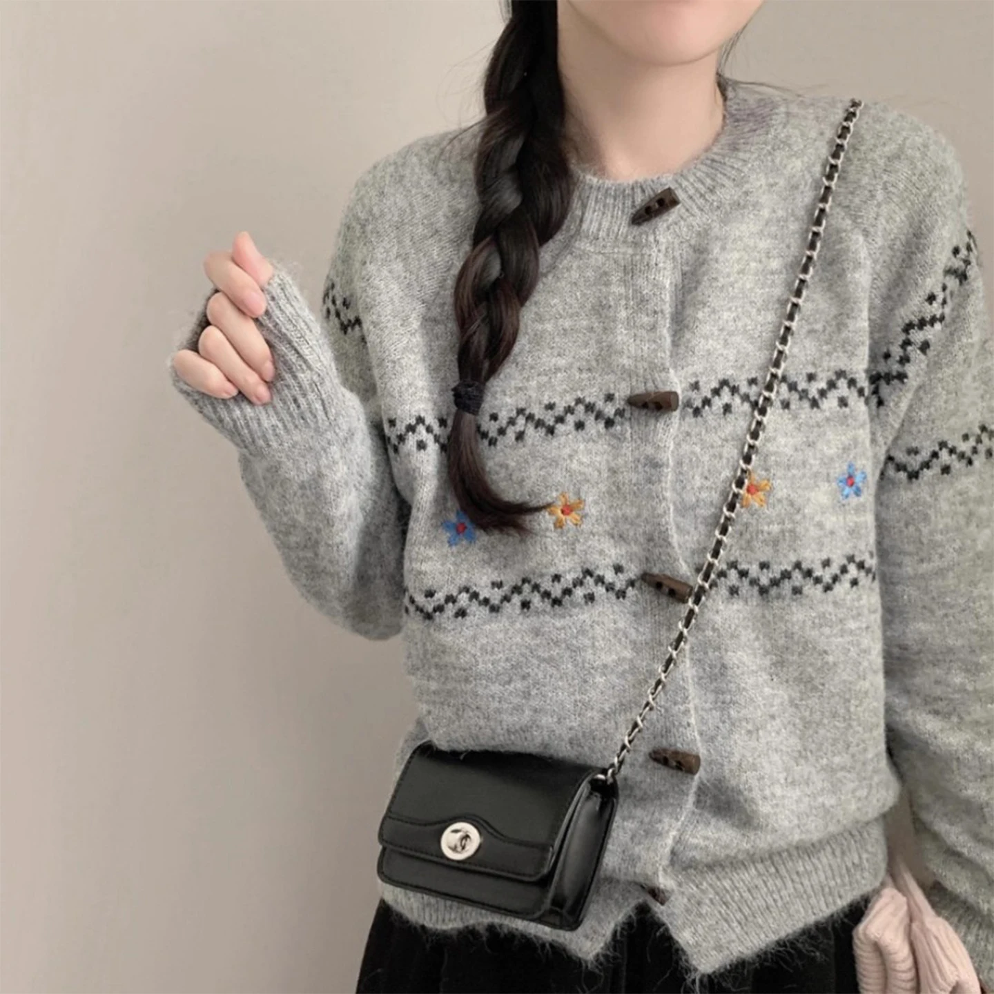 Soft Cozy Fair Isle Embroidered Knitted Sweater Coat Women's Winter New Sle Button up Top Floral Pattern Long Sve Cardigan