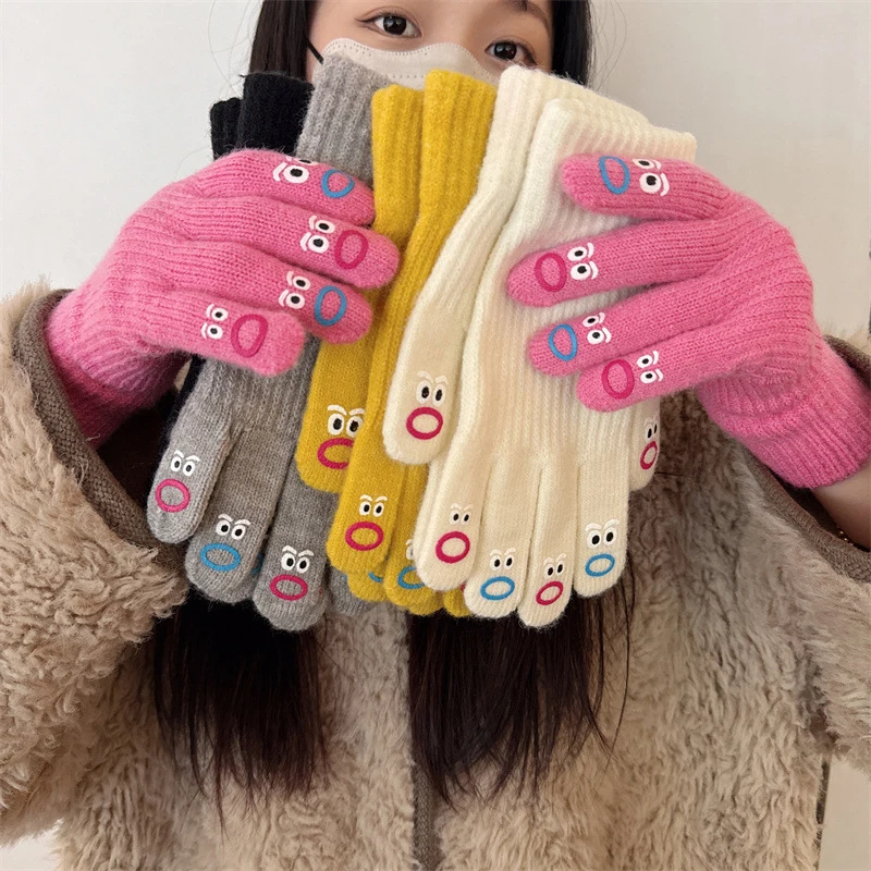 1 Pair Women\'s Funny Facial Expression Knitted Gloves Full Finger Gloves Soft Crochet Mittens Cartoon Expression Driving Glove