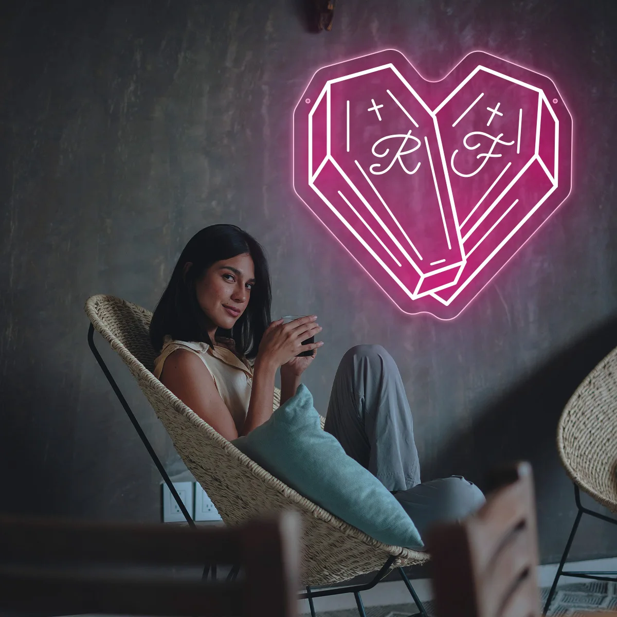 Custom Name Gothic Coffin LED Neon Sign - USB-Powered Home/Wedding/Party/Car/Bar Decoration DIY Gift for Valentine's/Birthdays