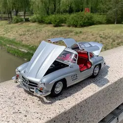 1:32 Benzs 300SL Alloy Car Model Diecasts Metal Classic Vehicles Car Model Simulation Sound and Light Collection Kids Toys Gifts