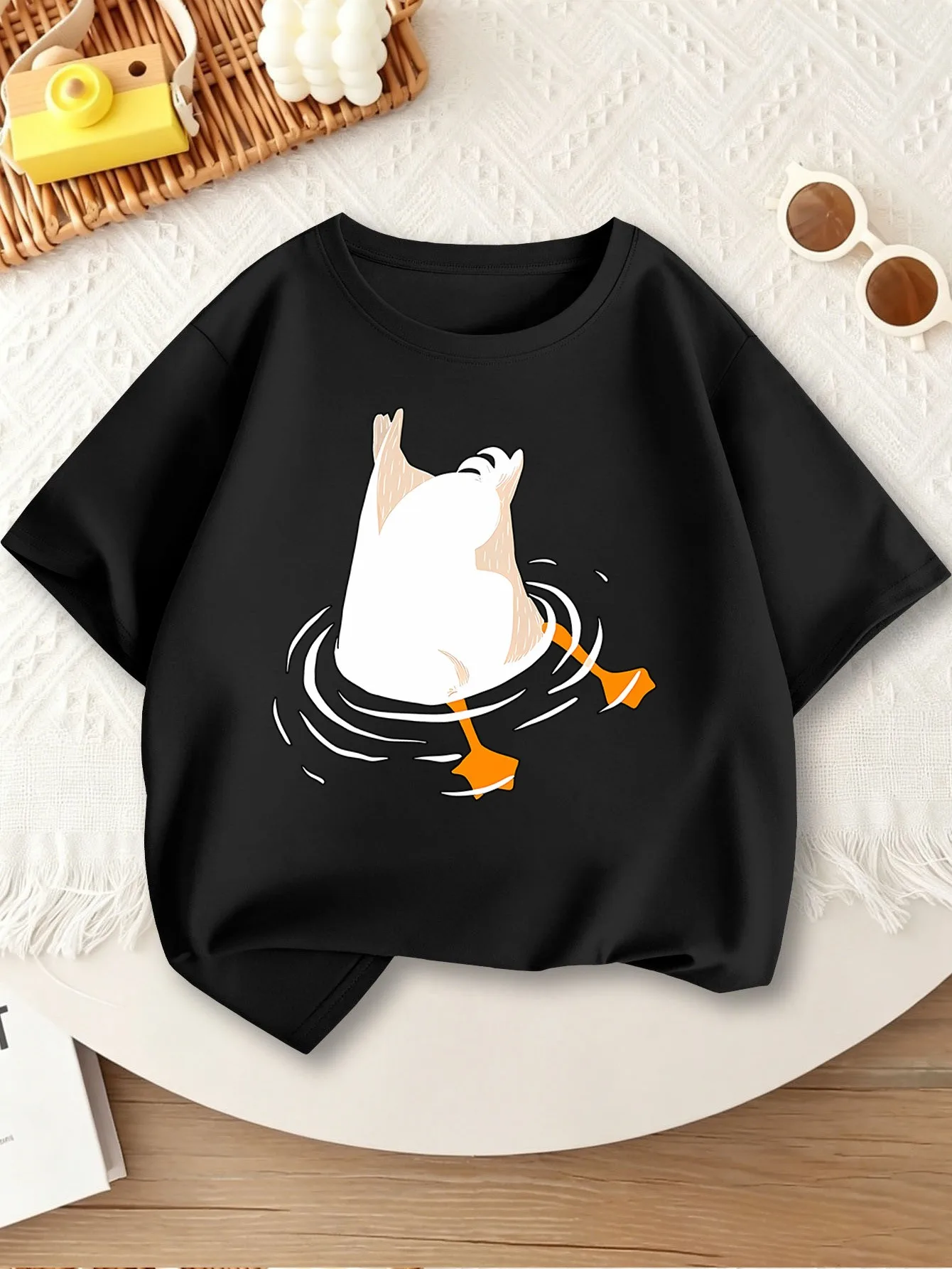 Funny Backward Duck Cartoon Print Boys Girls Short Sleeve Tee Parent Match Soft Cotton Kids Lovely Summer Casual T Shirts