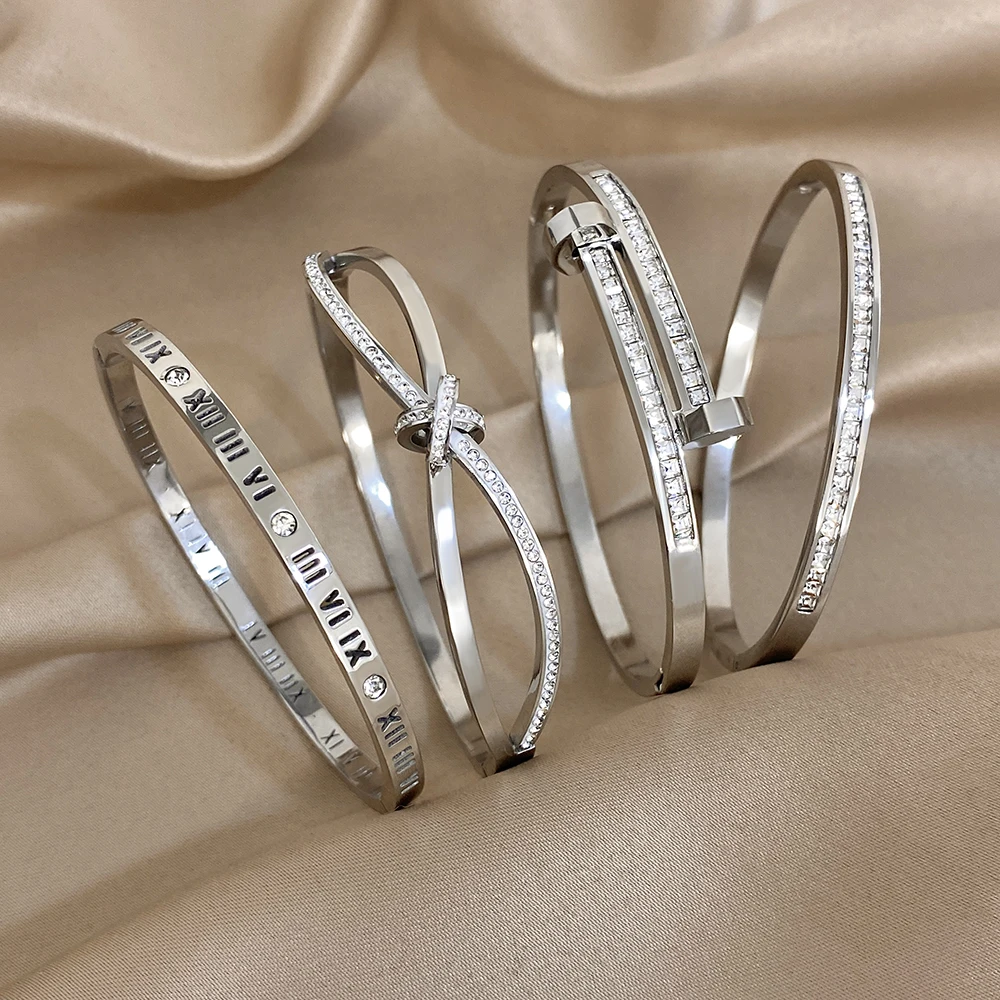 Greatera Twisted Knot Design Manschettenarmreif, silberfarben, Edelstahl, mit kubischem Zirkon gefüllt, dünnes Kreuzöffnungsarmband für Frauen