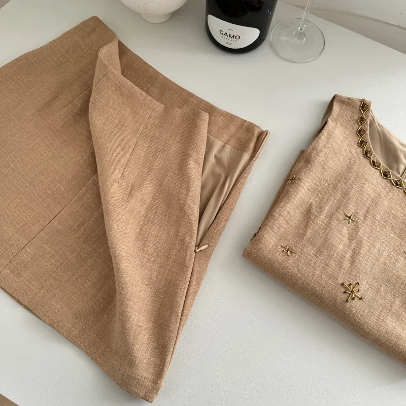 女性用ノースリーブカーキスーツセット,ベスト,ミニスカート,シンプル,シック,ビーズ,フレンチ,ソフト,フレンチ,2ピース,韓国