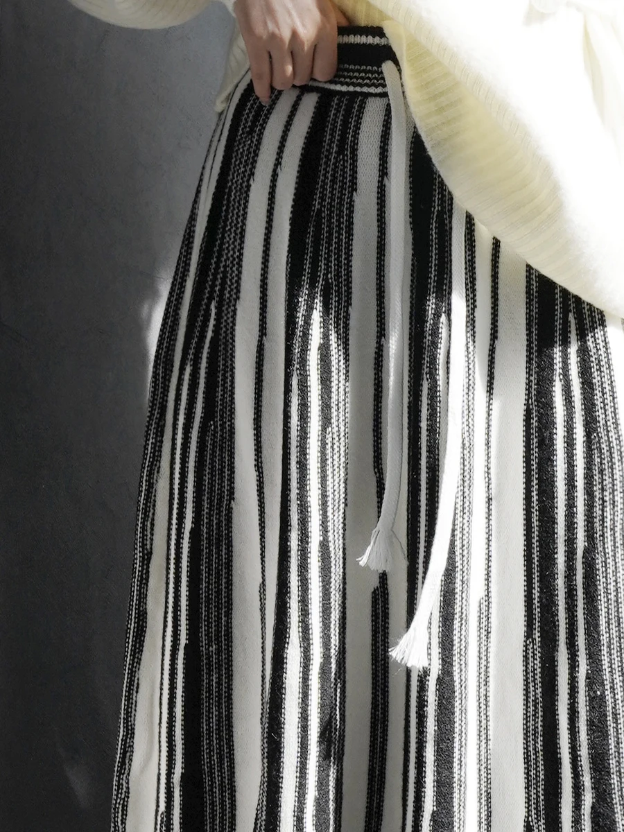 

Warmo Abstract Stripes Loose Knitted Mid-Length A-Line Skirt Women's Autumn Winter Slimming High Waist Tassel f Body Skirt