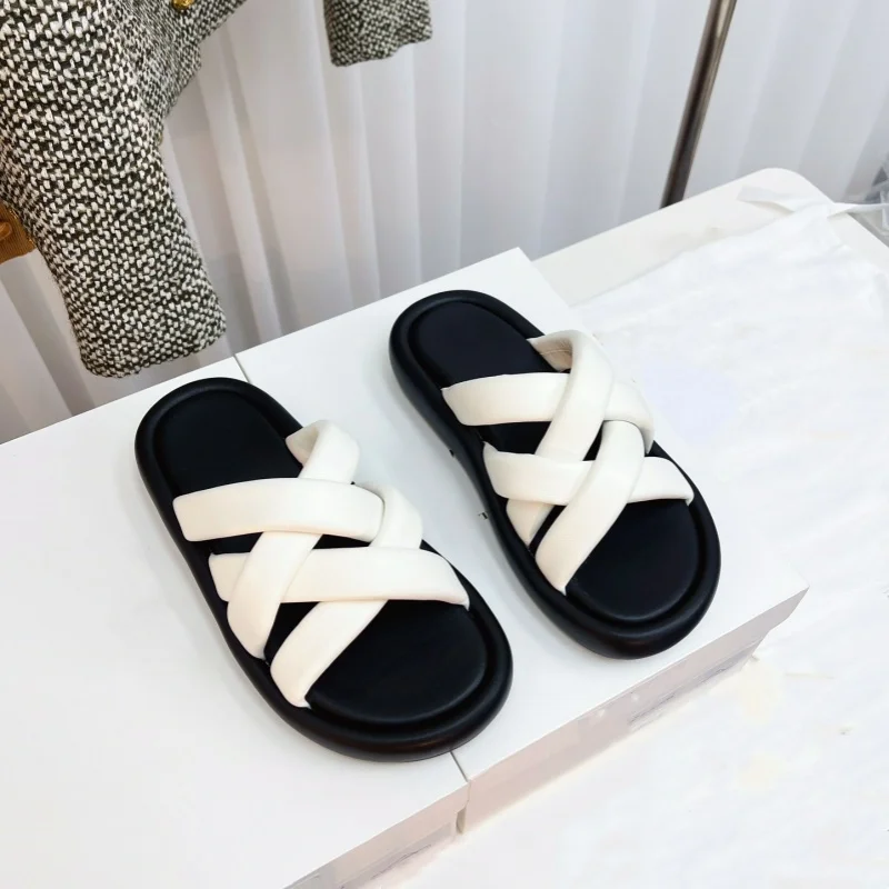 Summer versatile fashion casual thick sole clip toe herringbone slippers for women, woven cross flat bottomed beach sandals