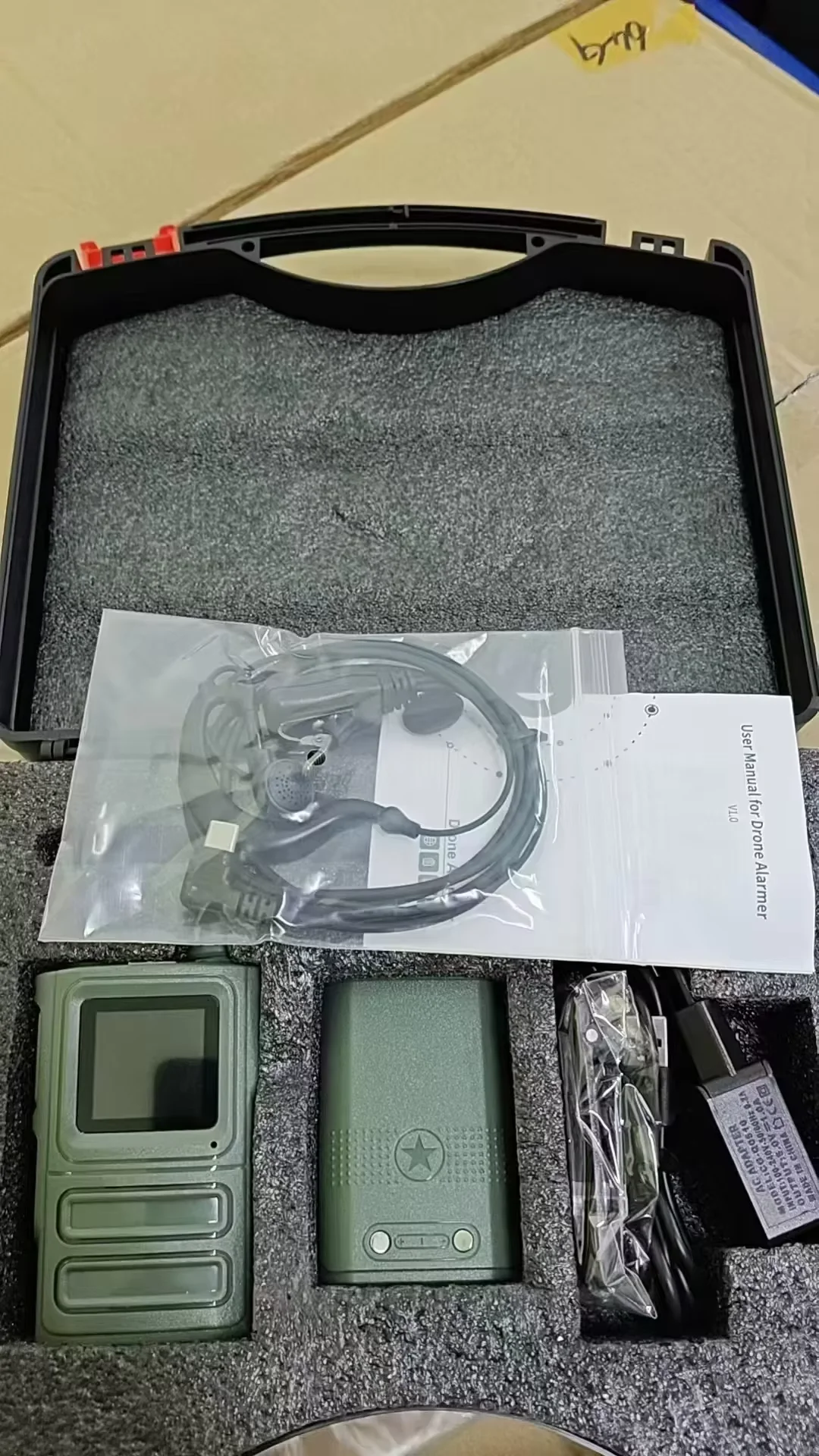 Skydroid S10 Handheld Drone Alarmer 300M-6GHz 1km Detection 3000mAh 15H Type-C for UAV Security