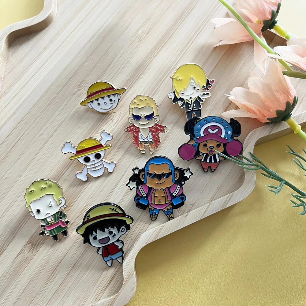 8 Pcs One Piece Anime Roronoa Zoro & Monkey D. Luffy Cosplay Badges Brooches Collectible Comic Lapel Jewelry for Backpack