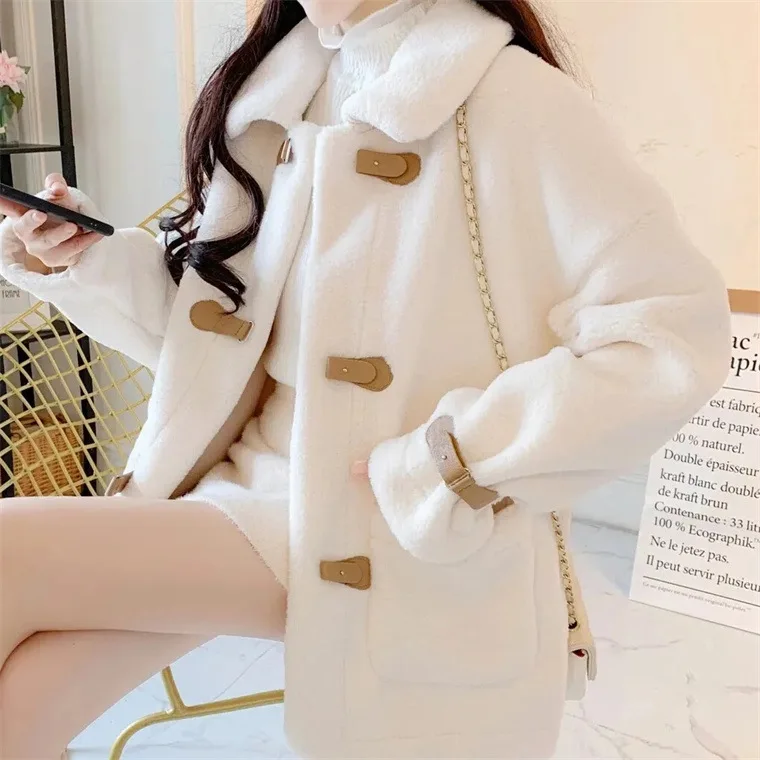 Autumn and Winter New Versatile Korean Version Loose and Short Imitation Lamb Wool Jacket Women’s Buttons Lamb Wool