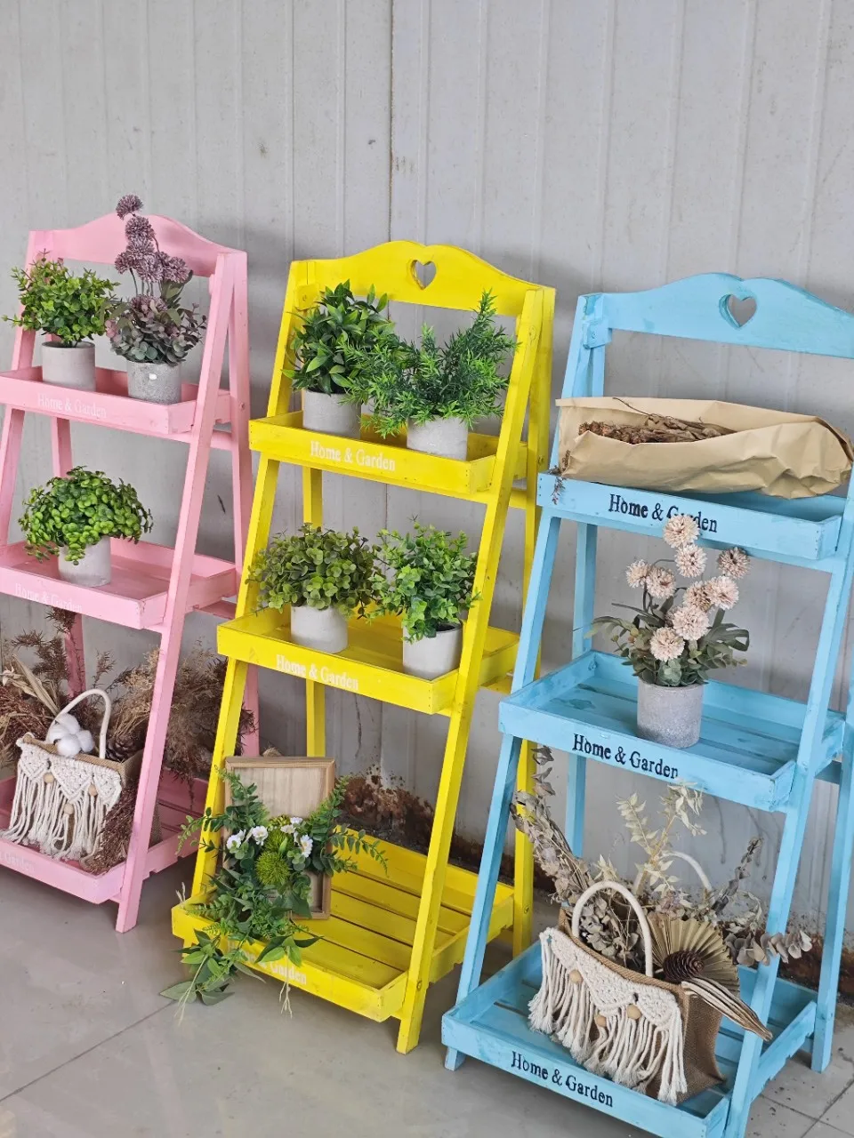

American rural retro solid wood multi-layer folding small flower stand balcony floor trapezoidal succulent plant shelf wooden