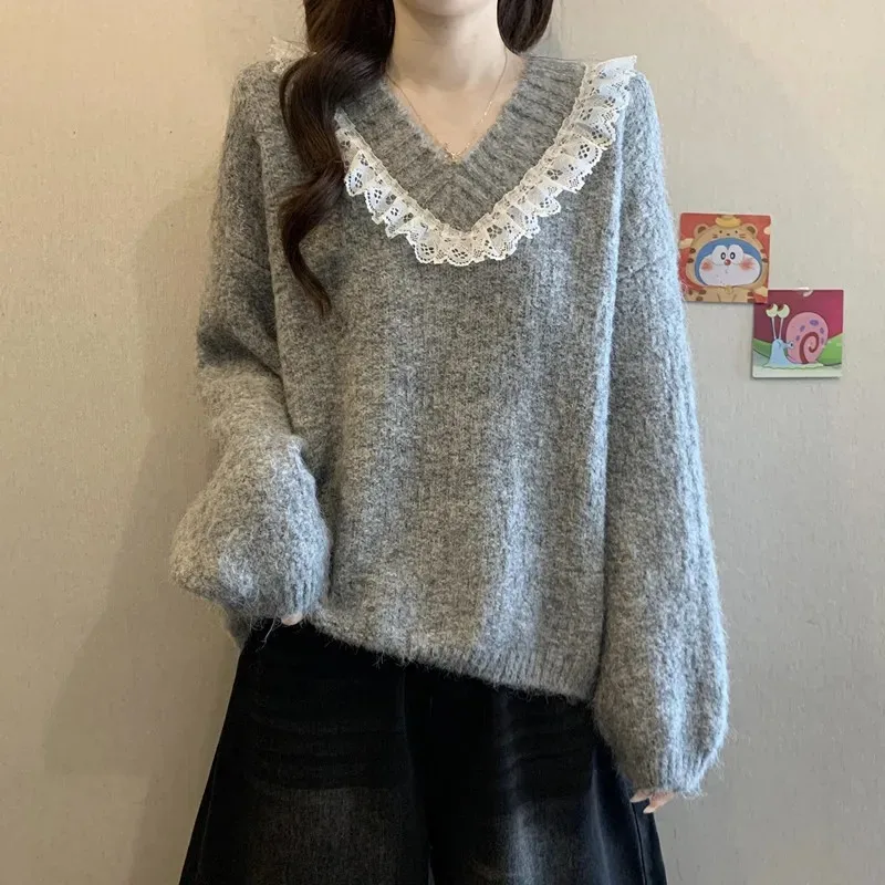 

Lace Stitching V-neck Sweater Women's Autumn and Winter Solid Color Pullover Fashion Loose Top