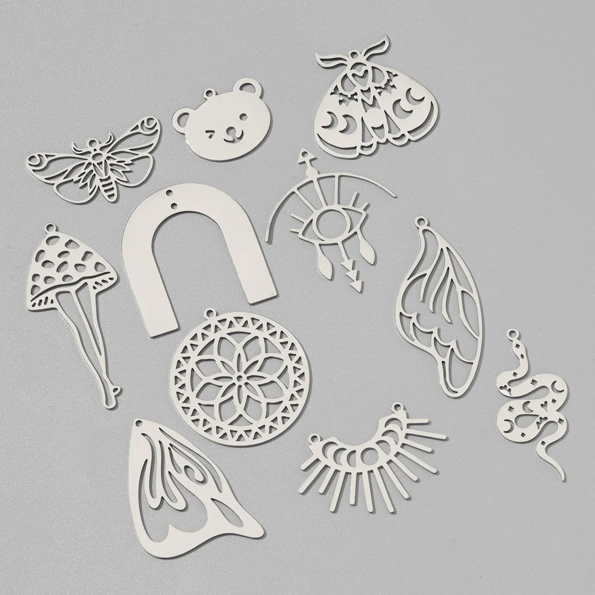 10 Stück/Set Edelstahl U-Form Zweifach-Loch-Anhänger DIY Charms Ozeanmuschel Halsketten-Anhänger für Damen und Jungen Blumen-Schmuckzubehör