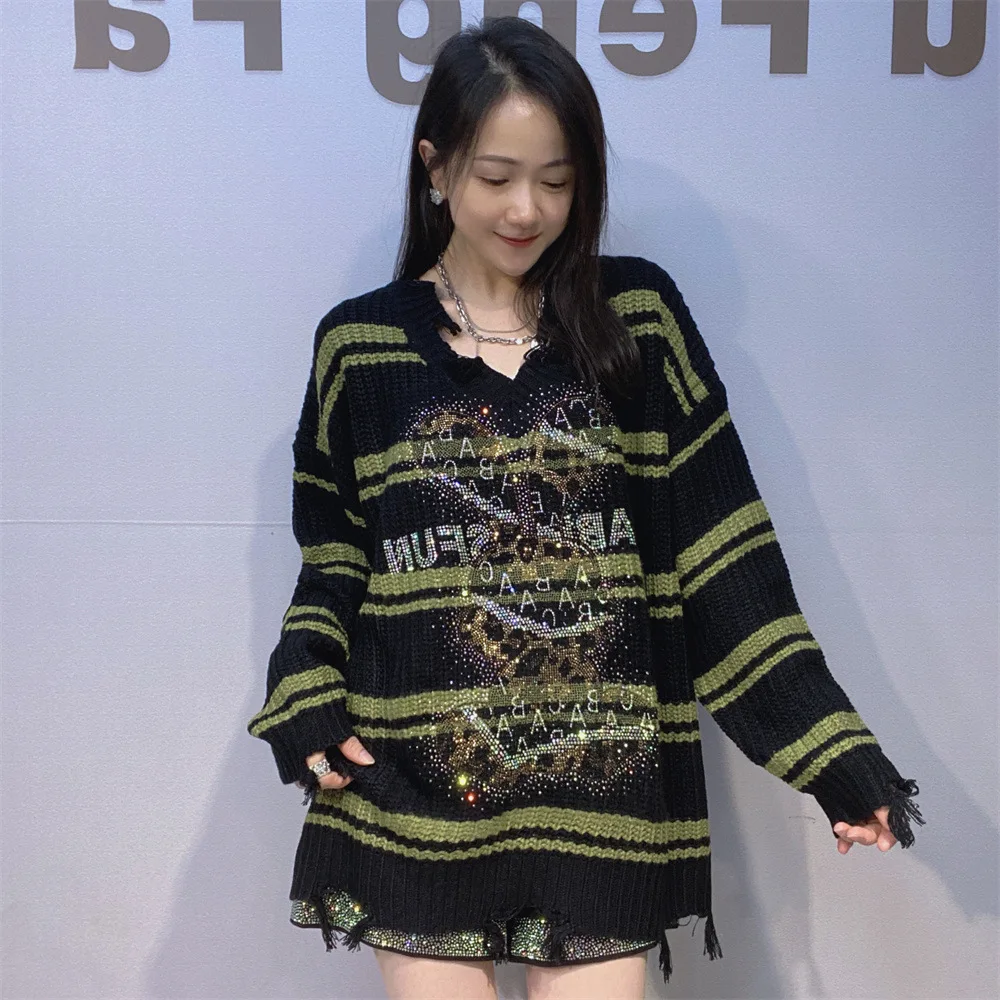 

V-Neck Striped Color-Block Sweater for Women Autumn and Winter Korean Style Loose Pullover Mid-Length Knitted Sweater