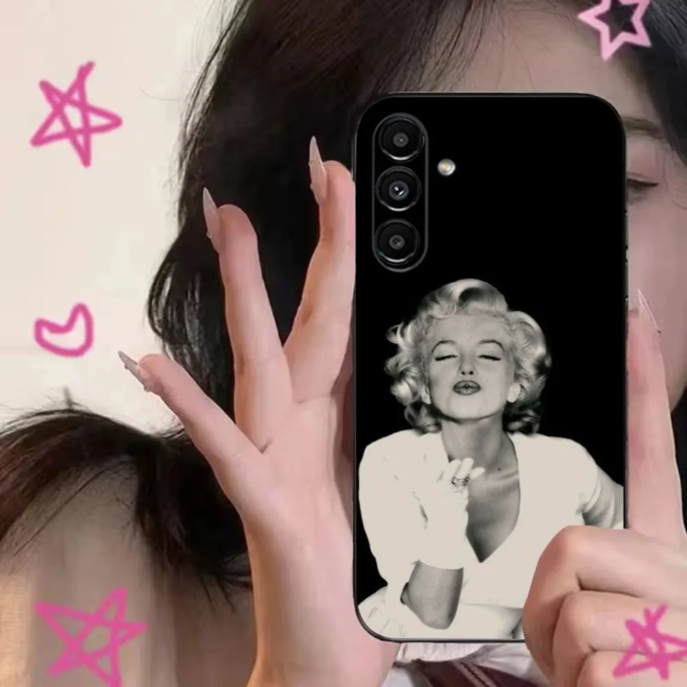 M-Marilyn M-Monroe Retro Phone Case For Samsung S24,S21,S22,S23,S30,Ultra,S20,Plus,Fe,Lite,Note,10,9,5G Black Soft Cover