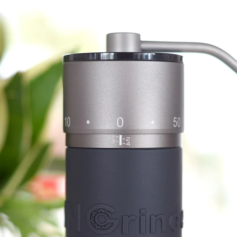 Kingrinder K4 /K6 Manual Coffee Grinder Portable Mill 420 Stainless Steel 48mm Stainless Steel Titanium Plating Burr