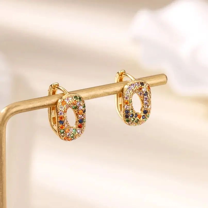Rainbow Zircon Hollow Oval Hoop Earrings For Women Men Luxury Gold Color Geometric Earrings Punk Jewlery Gift bijoux femme