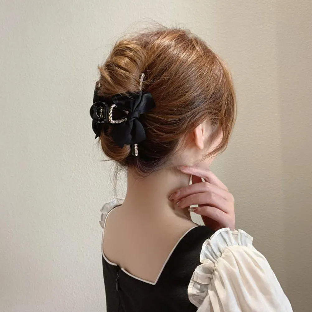 

2Pcs Bow Claw Accessories Fashion Butterfly Clip for Thick Hair Keep Hair Back Washing Face Beauty Routine Cooking