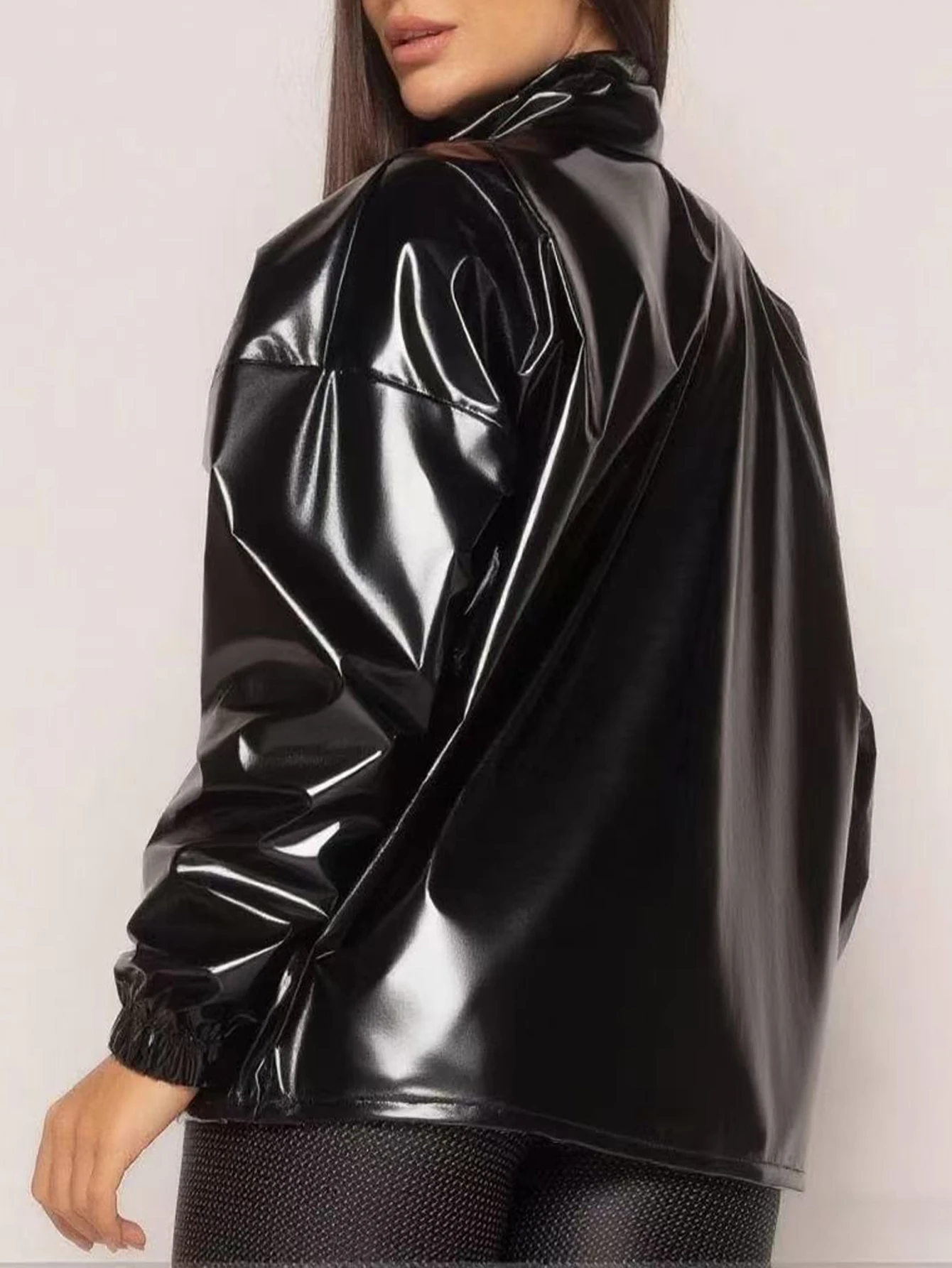 Damen Schwarzes Glänzendes Kunstleder-Pullover-Oberteil Kleidung mit Elastikband Damen PU-Leder Freizeithemd Top Neu – Detail 4