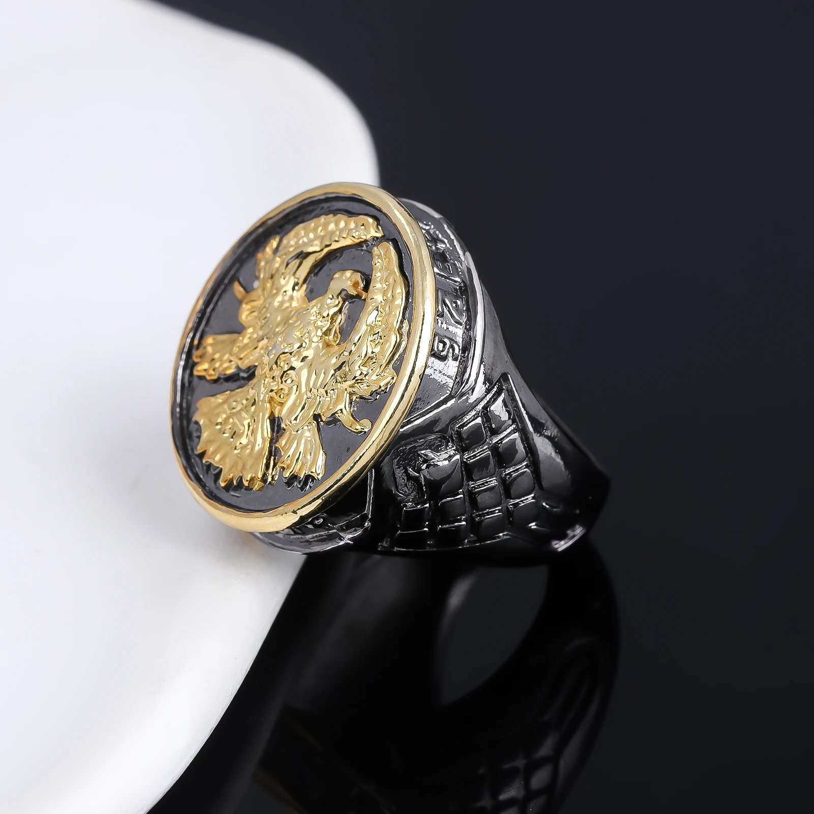 Películas de ciencia ficción Dune: parte dos anillos Atreides familia grabado gráfico anillos de Metal para Fans joyería regalos de encanto de mano