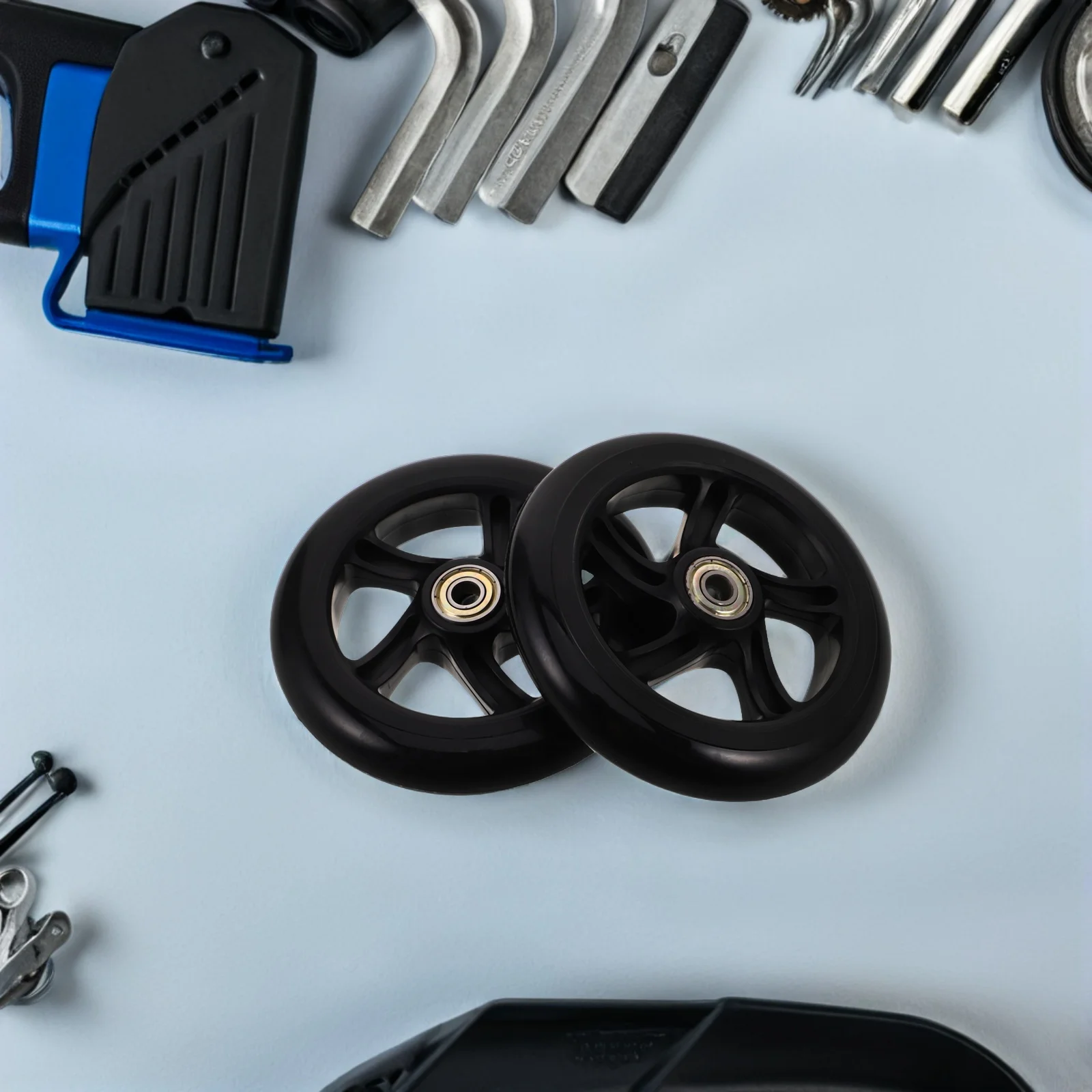 1 زوج عجلات عربة استبدال صامتة بولي PU سكوتر عجلات لوح التزلج سهلة التركيب امتصاص الصدمات عجلات عربة التسوق