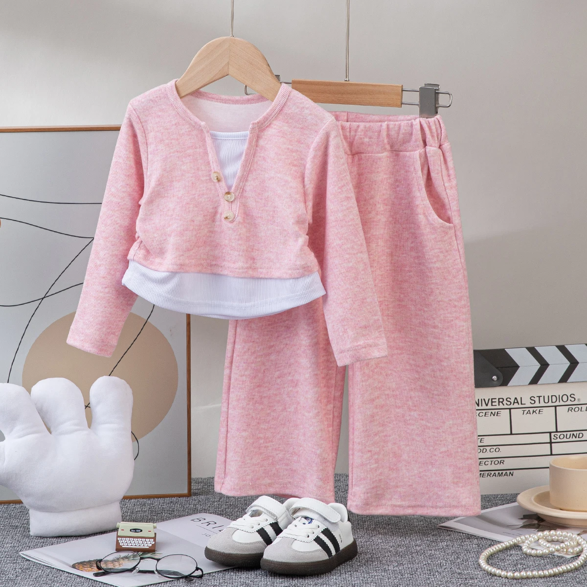 Einfarbiges, langärmliges Oberteil und Hose für Mädchen im Frühling/Herbst, lässiges zweiteiliges Set, trendiges Outfit, modische Kinderbekleidung – Detail 1