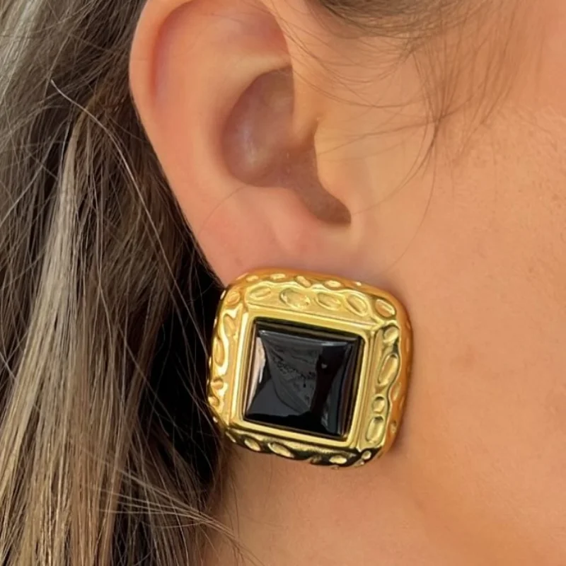 أقراط بيان الحجر الأسود من الفولاذ المقاوم للصدأ عيار 18 قيراط مطلية بالذهب PVD للنساء هدية بيجو فام - مجوهرات معدنية ذهبية #2