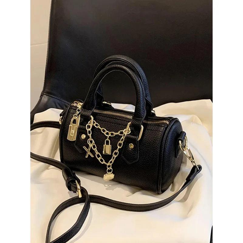 High-End Design Sense Niche Roundness Bag 2023 New Female Chains Crossbody Pack Popular Sweet Cool Boston Handbag PU Leather