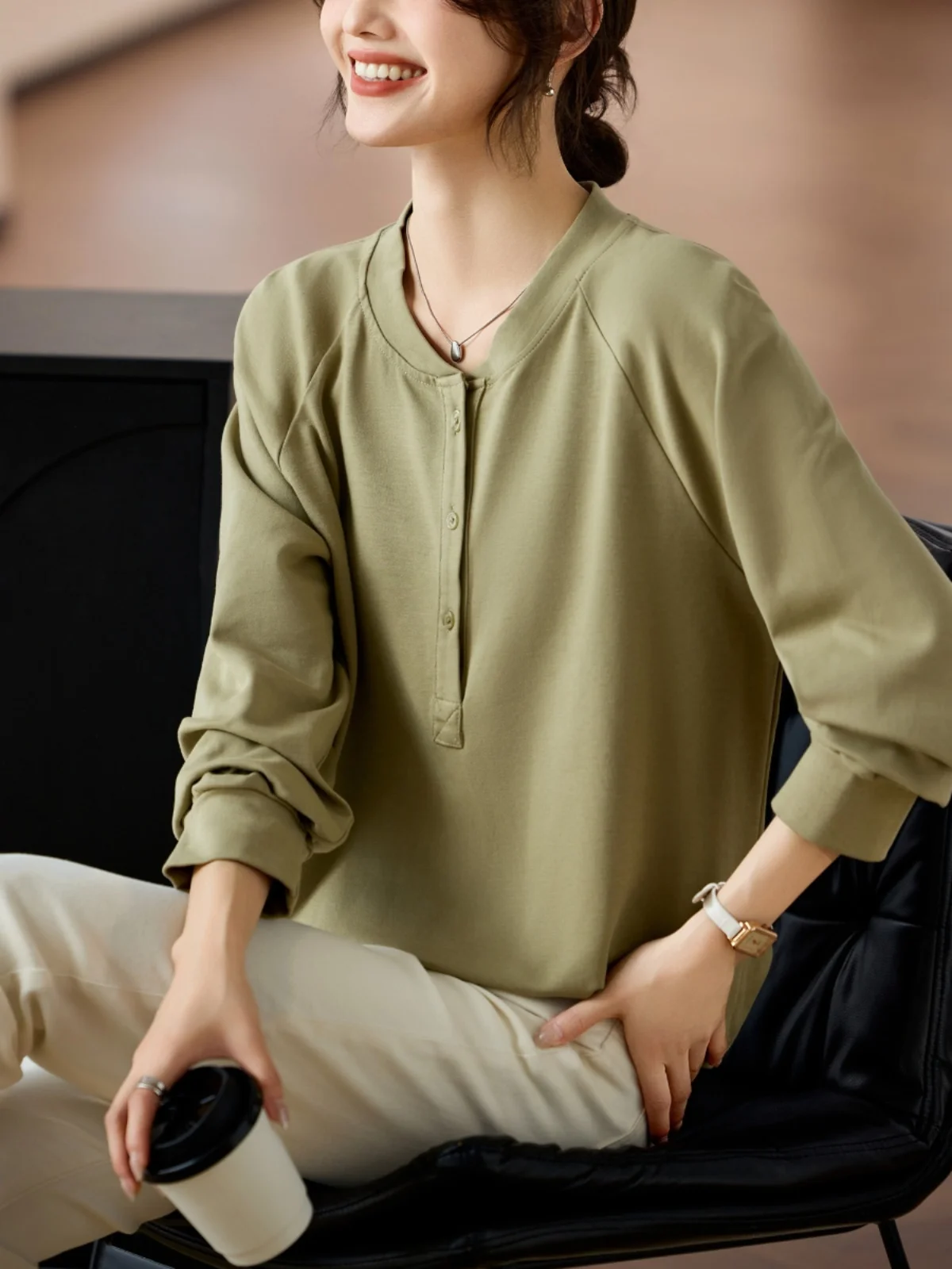 

Осенне-зимний свитшот с круглым вырезом для женщин, повседневный, для работы, вязаный топ с вставками на плечах, свободный крой, длинный рукав