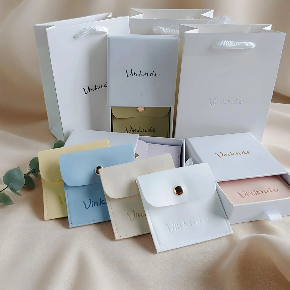 

Роскошный набор для упаковки свадебных украшений на заказ, подарочные бумажные пакеты премиум-класса, коробка с выдвижным ящиком на подкладке, мешочки для хранения из микрофибры с защитой от царапин