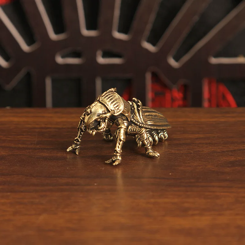 2 pieces of brass solid alien insect ornaments home desktop statue small ornaments