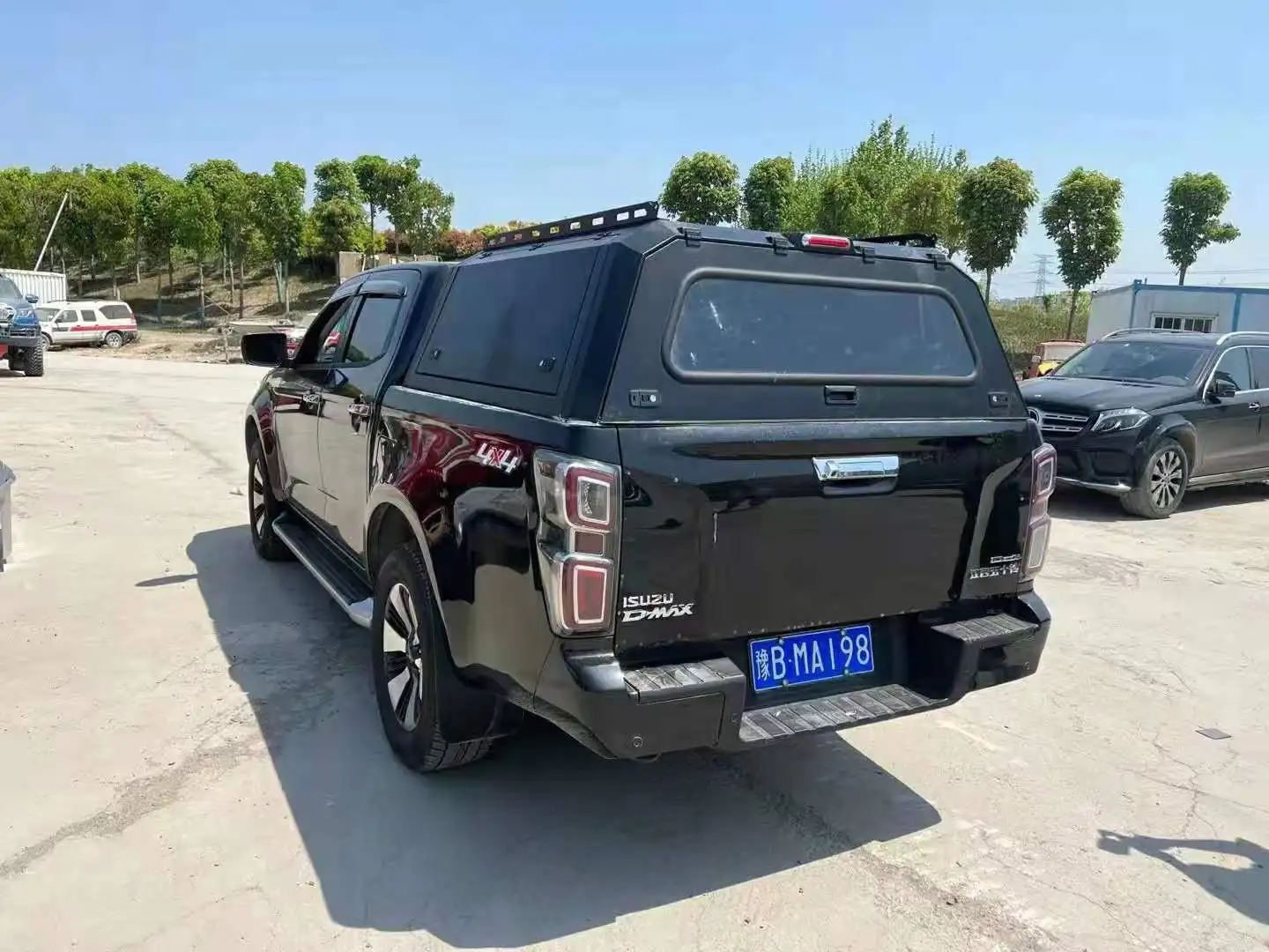 Waterproof Aluminum Offroad Truck Bed Covers for ISUZU DMAX 2012-2021 Pickup's Back Hardtop Canopy with Locking Function