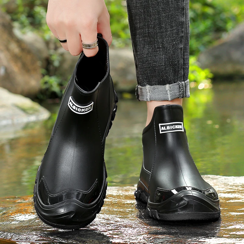 Fashion High Top Men Rain Boots Anti-slip Waterproof Oil-proof Chef Shoes Lightweight Women Ankle Work Shoes Couple Water Shoes