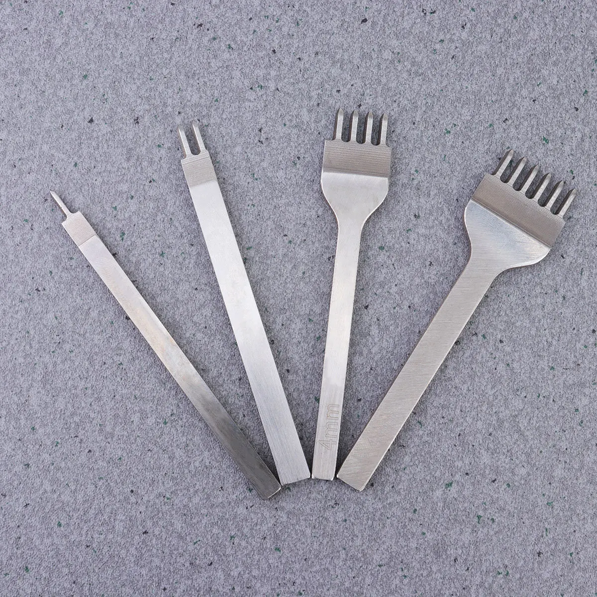 

4Pcs Punch Set Premium Steel DIY Round Hole Chisel Tool for Precise Craft Making Decorating Watch Bands