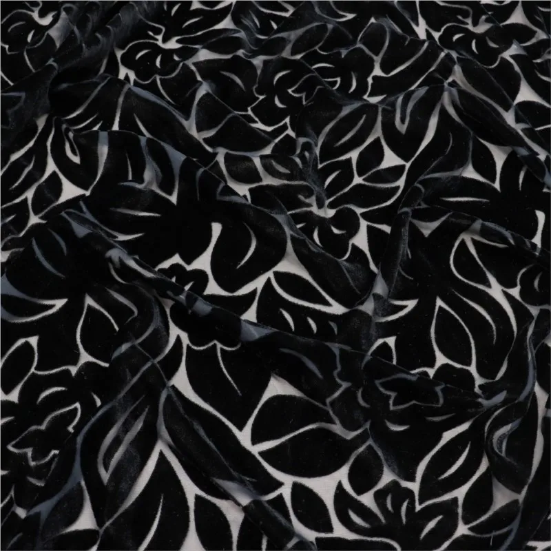 ชุดนอนผ้าไหมวิสโคสลายดอกไม้สีเดียวแบบทอผ้ากำมะหยี่และผ้าไหมไหม้แบบกี่เพ้า