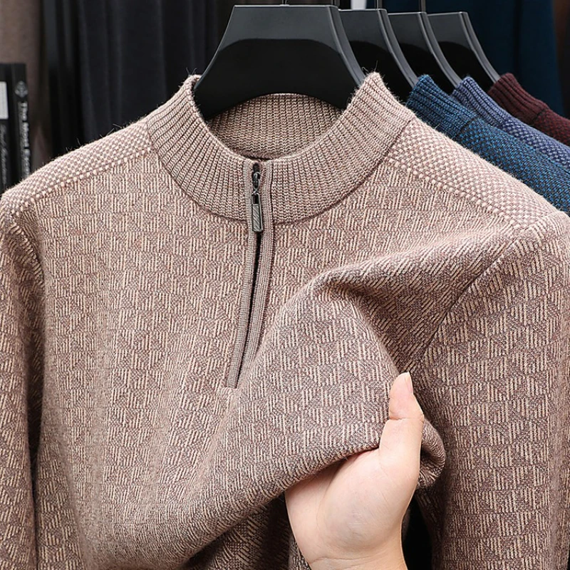

2025 Men's Warm and Thick Half Zipper Long Sleeves in Autumn and Winter