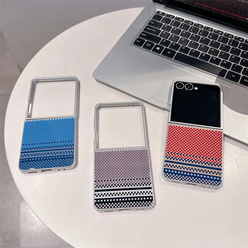 

Geometric Stripe Glass Phone Case For Samsung Galaxy Z Flip 7 6 5 Vintage Ethnic Pattern Foldable Protective Cover