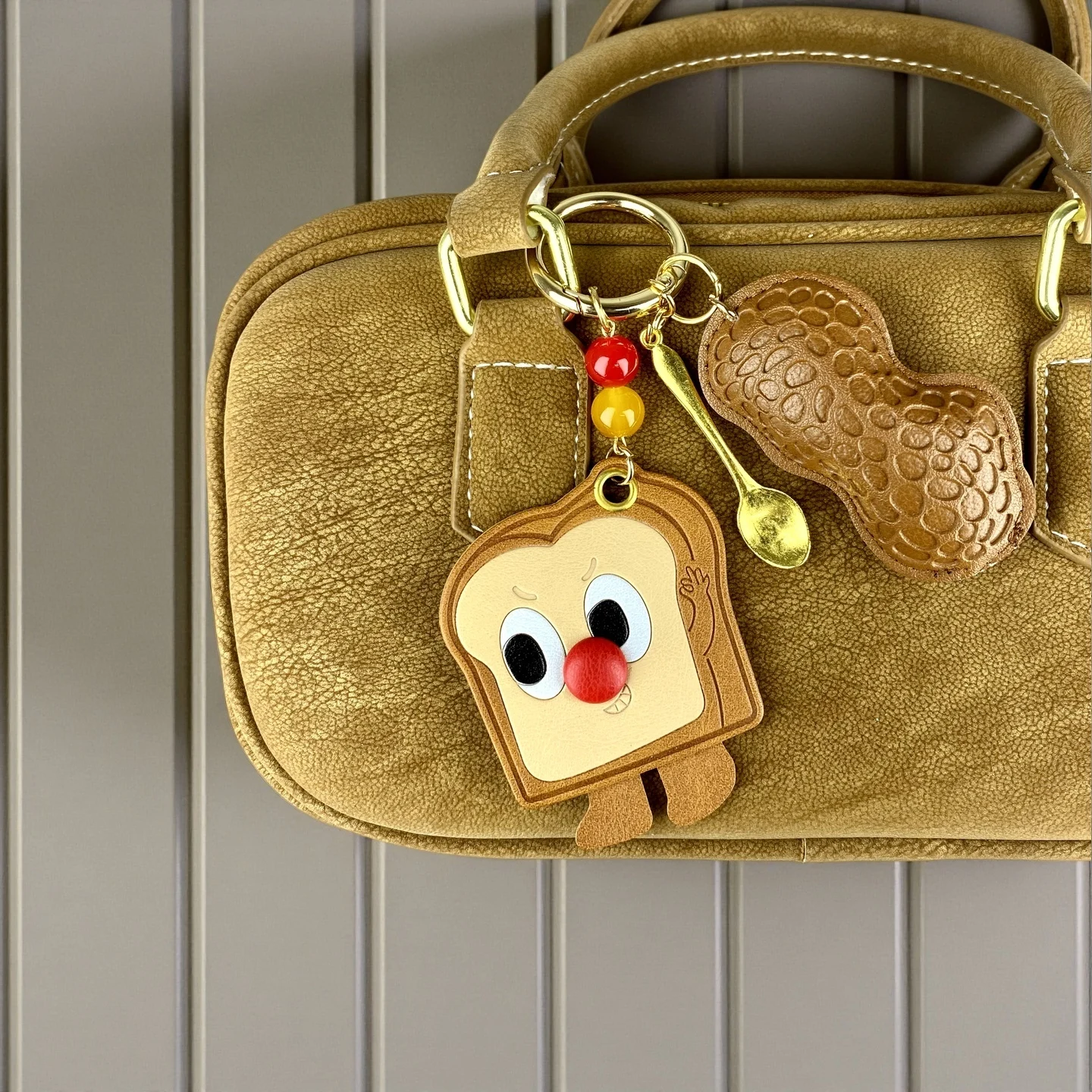 Realistic PU Leather Peanut & Toast Baguette Keychain Set-Cute Cartoon Food Bag Charms with Mini Metal Spoon/Fork-Funny Gift