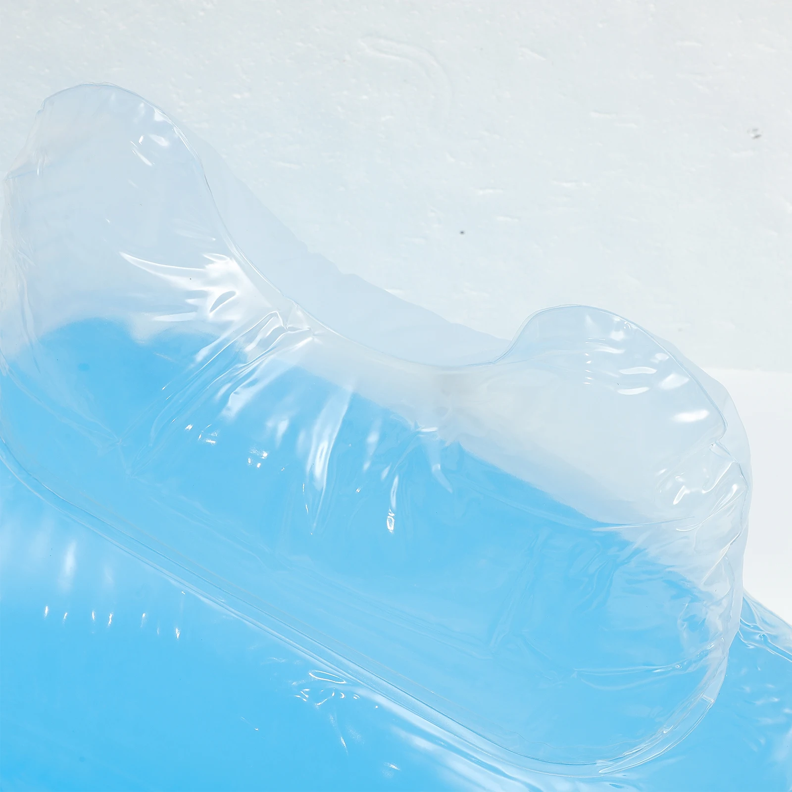 

1Pc Inflatable Bed Lounger Durable Pvc Material With Armrest Backrest Portable Swimming Floating Pad Floating Mat Inflatable Toy