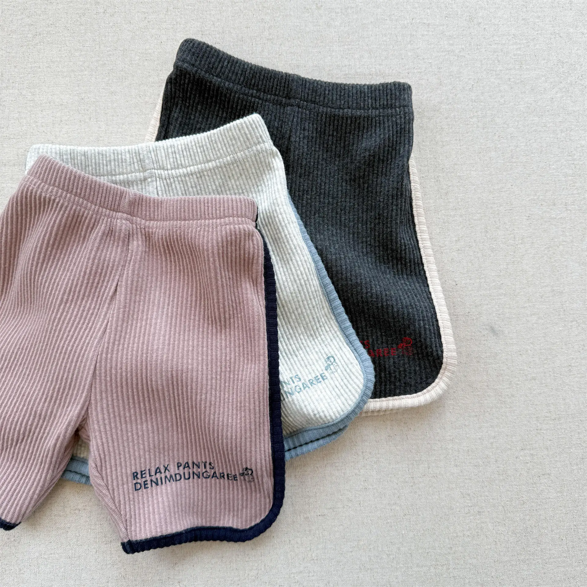 

2025 Summer New Children Casual Shorts Cotton Girls Letter Print High Waisted Leggings Kids Versatile Casual Pants Baby Shorts