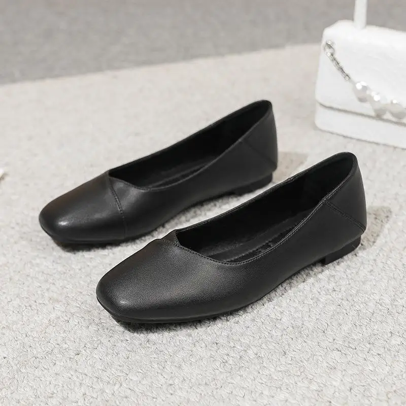 Soft Leather Work Shoes for Women Flat Bottom Comfortable Standing All Day Square Toe Black Soft Bottom Single Shoes Slip-On